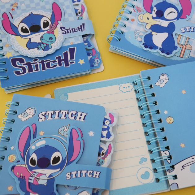 Petits carnets Stitch x4