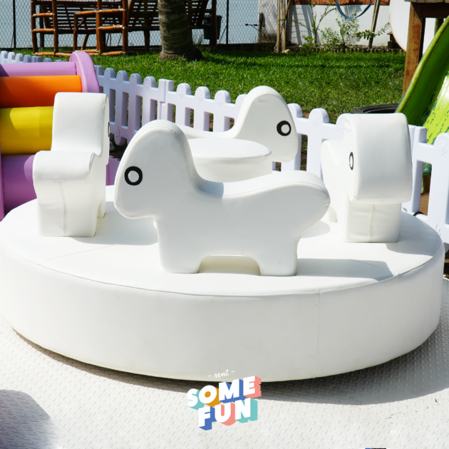 Manège électrique blanc