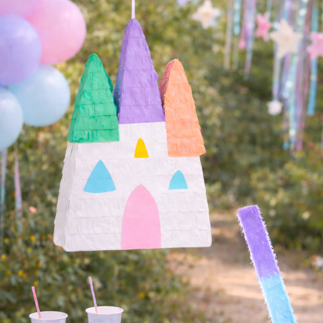 Pinata château de princesse pastels